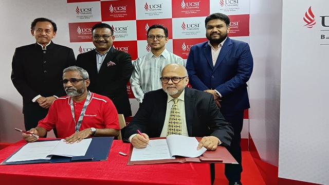 সমঝোতা স্মারকে স্বাক্ষর করেন ইউসিএসআই ইউনিভার্সিটি বাংলাদেশের পক্ষে রেজিস্ট্রার প্রফেসর ড. শাহ সামিউর রশিদ এবং পিএইচপি মটরস লিমিটেডের এক্সিকিউটিভ ডিরেক্টর তাসির করিম। এ সময় উপস্থিত ছিলেন বাংলাদেশে নিযুক্ত মালয়েশিয়ার হাই কমিশনার মোহা. সুহাদা ওথমান, পিএইচপি